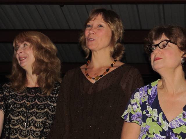 Madeleine, Deb G., Yael. 